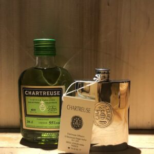 Verte coffret avec Flask Chartreuse